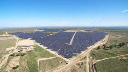 中國華能攜隆基綠能打造高性價比光伏電站