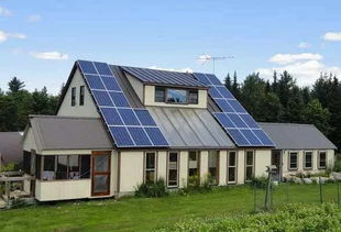 不能吸收日月精華發電的太陽板不是好水晶球